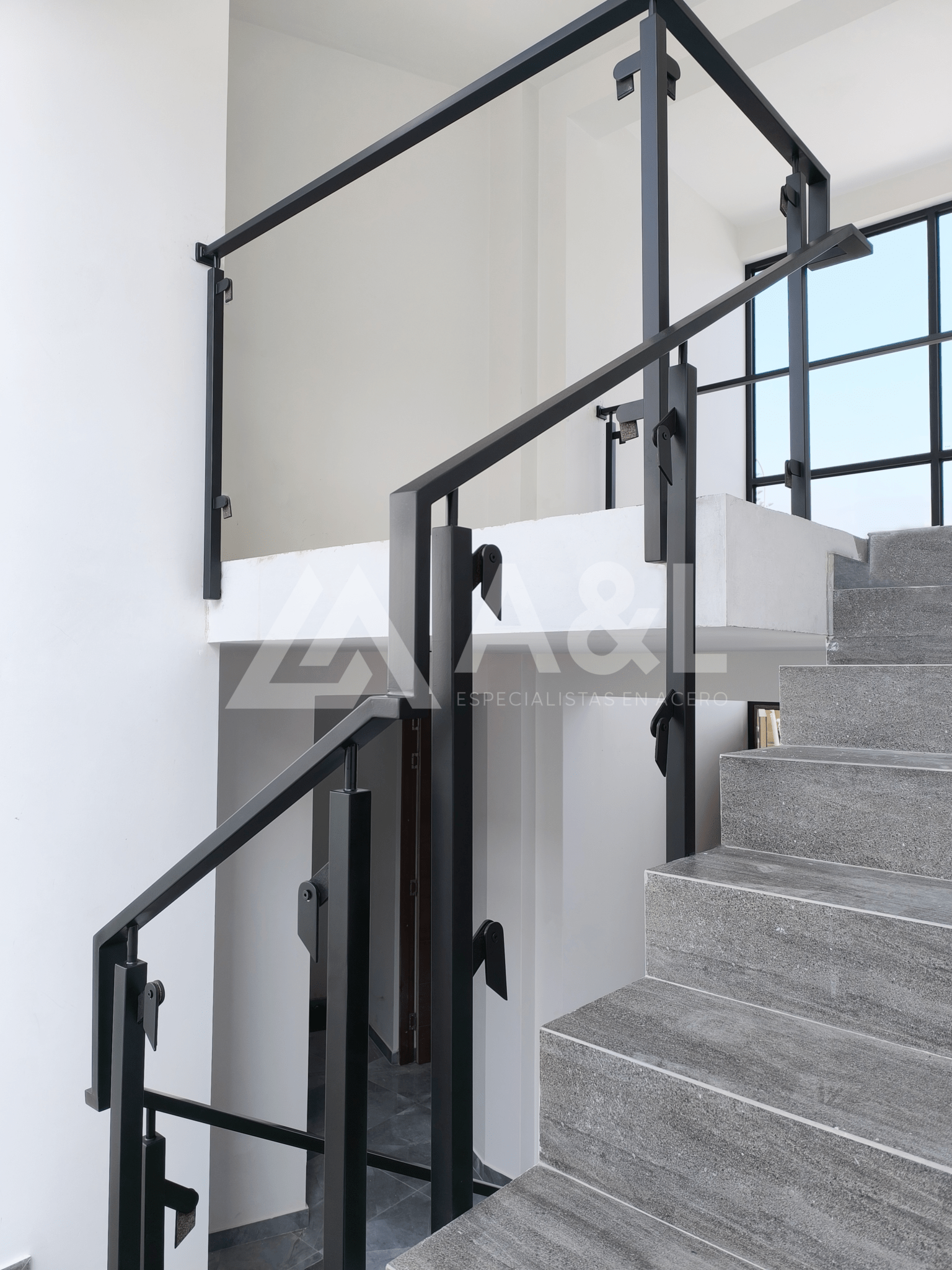 Baranda de Acero Inoxidable con Vidrio - Acabado Mate - AyL Accesorios